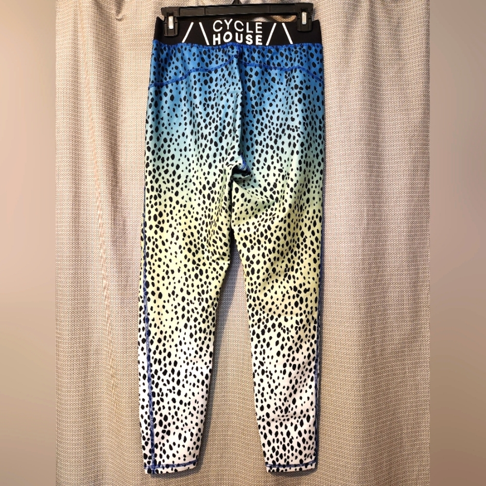 CYCLE HOUSE POWERED BY MARIKA OMBRE ANIMAL PRINT LEGGINGS - SIZE M
